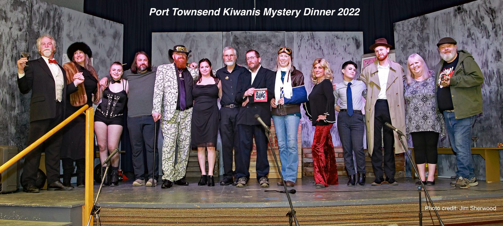 2022 cast of Heist Society on stage